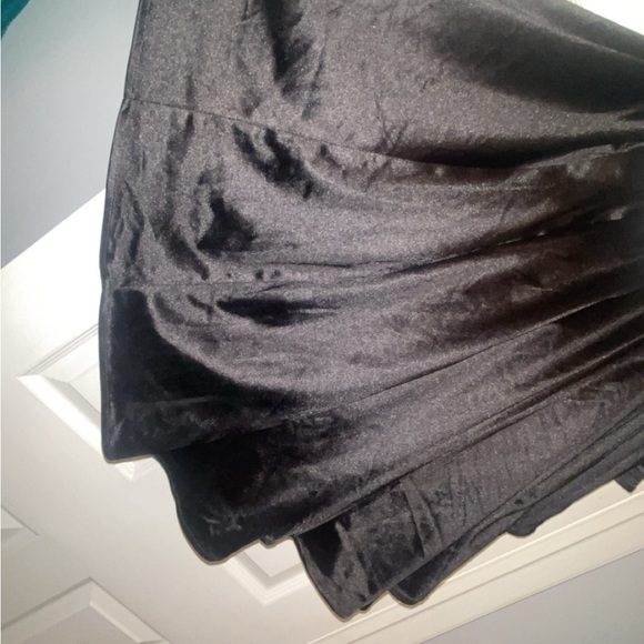 Mac Duggal Black Crystal Strap Gown - Picture 8 of 8